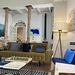 Hevresac Singular & Small Szálloda 4*