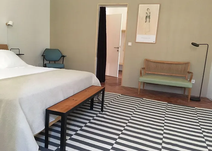 Hotel Hevresac Singular & Small